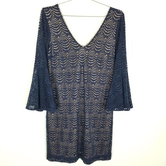 LILLY PULITZER NICOLINE BELL SLEEVE DRESS SCALLOPED SHELL LACE TRUE NAVY SIZE L - Picture 1 of 8